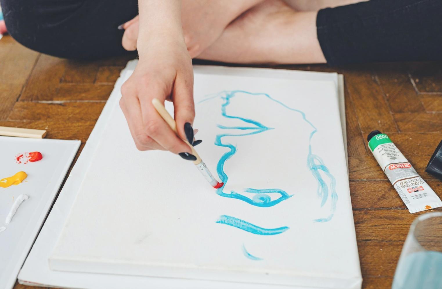 Advanced portrait drawing technique demonstration